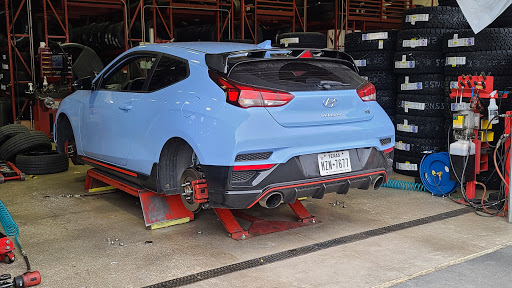 Tire Shop «Discount Tire Store - N Richland Hills, TX», reviews and photos, 8632 Davis Blvd, North Richland Hills, TX 76182, USA