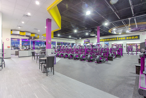 Gym «Planet Fitness», reviews and photos, 368 Havendale Blvd, Auburndale, FL 33823, USA