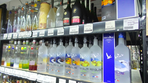 Liquor Store «Parmar Wine & Liquors», reviews and photos, 259 Main St, Islip, NY 11751, USA