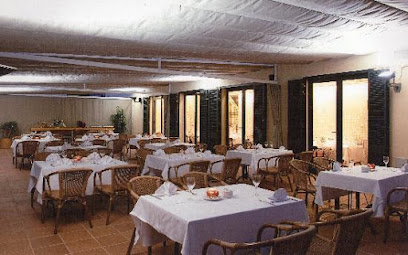 Restaurant Ramón - C/ de Xavier Bolós, 22, 17800 Olot, Girona, Spain