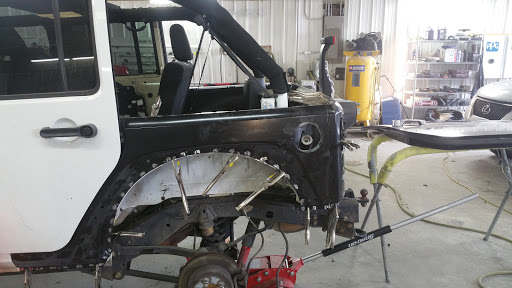 Auto Body Shop «Bentonville Auto Body & Detail», reviews and photos, 506 SW 14th St, Bentonville, AR 72712, USA