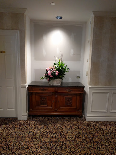 Funeral Home «Sullivan Funeral Home & Cremation Services», reviews and photos, 60 S Grant St, Hinsdale, IL 60521, USA