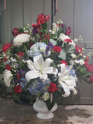 Florist «Carrolls Florist of Beverly», reviews and photos, 385 Cabot St, Beverly, MA 01915, USA