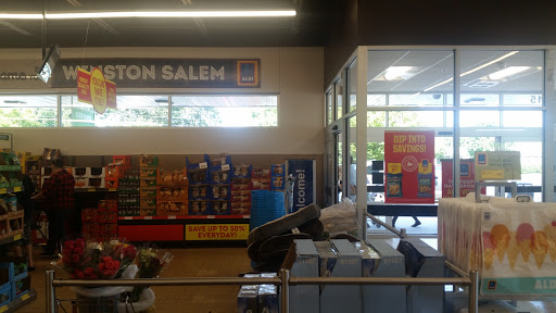 Supermarket «ALDI», reviews and photos, 2715 Peters Creek Pkwy, Winston-Salem, NC 27127, USA