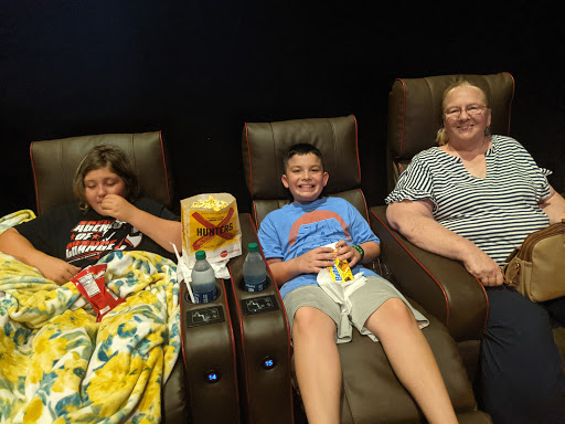 Movie Theater «AMC Classic West End Pointe 8», reviews and photos, 12825 NW 10th St, Yukon, OK 73099, USA