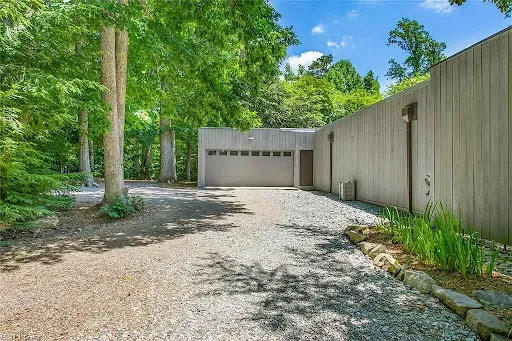 Roofing Contractor «The Roofing Company», reviews and photos, 2106 Aluminum Ave Suite A, Hampton, VA 23661, USA