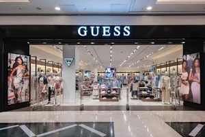 GUESS image