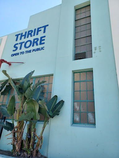 Thrift Store «Long Beach Rescue Mission Thrift Store», reviews and photos, 702 W Anaheim St, Long Beach, CA 90813, USA