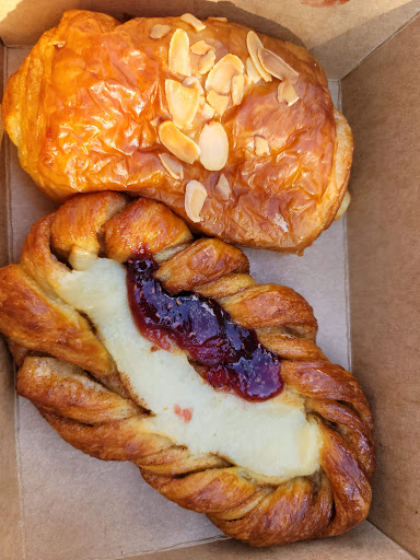 Coffee Shop «Land of A Thousand Hills Coffee House», reviews and photos, 352 S Atlanta St, Roswell, GA 30075, USA