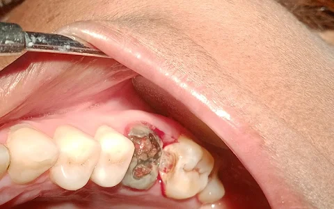 Manohar Dental clinic Dr. A. K.Pandey(K.G.M.U) image