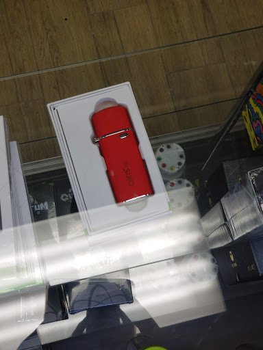 Tobacco Shop «Lambeau Tobacco», reviews and photos, 6430 Green Bay Rd #102, Kenosha, WI 53142, USA