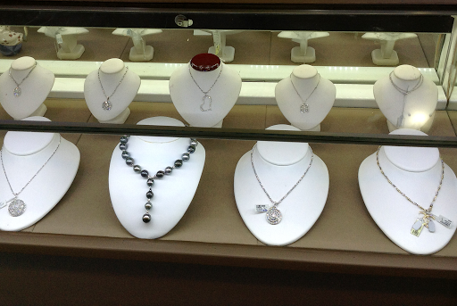 Jewelry Store «Ruby Blue Jewelry», reviews and photos, 8852 N Milwaukee Ave, Niles, IL 60714, USA