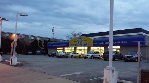 Laundromat «Family Wash Day», reviews and photos, 8101 West Chester Pike, Upper Darby, PA 19082, USA