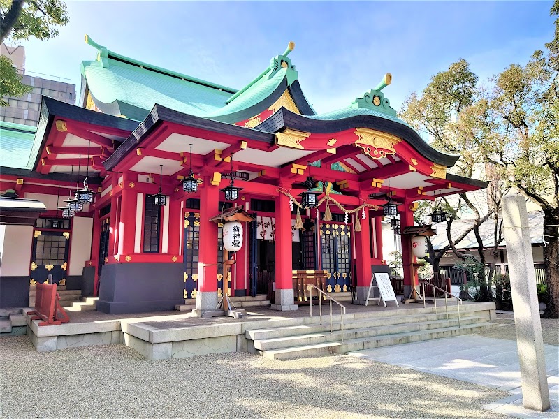 御霊神社本殿