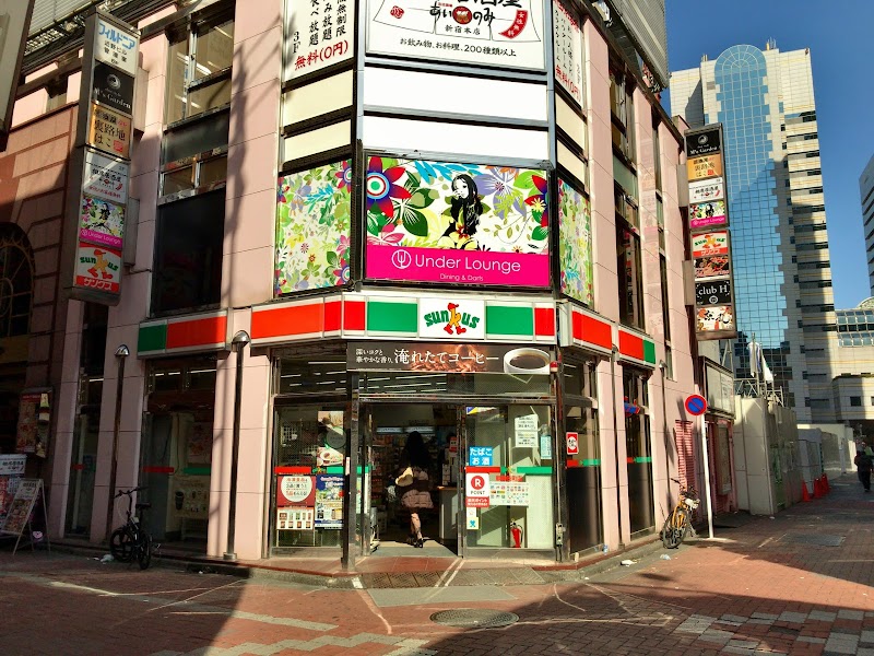 ファミリーマート 歌舞伎町店