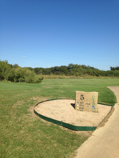 Golf Course «Luna Vista Golf Course», reviews and photos, 11223 Luna Rd, Dallas, TX 75229, USA