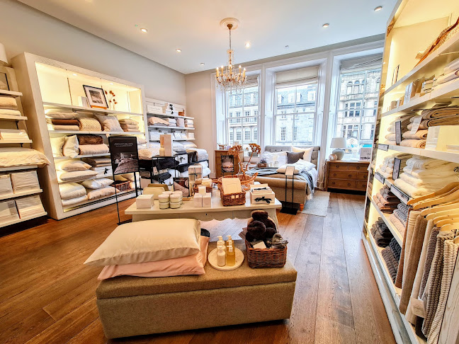 Reviews of The White Company in Edinburgh - Appliance store
