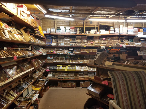Cigar Shop «Cigar Hut», reviews and photos, 1172 Estero Blvd # 103, Fort Myers Beach, FL 33931, USA