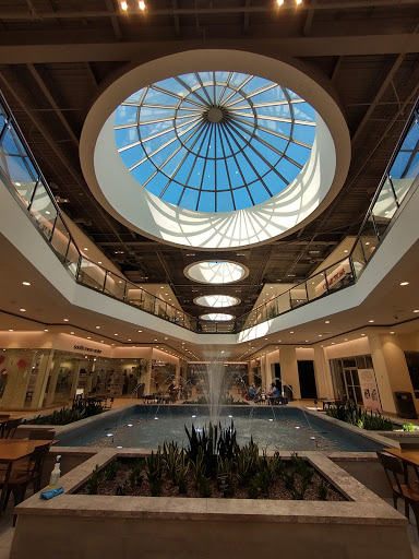 Shopping Mall «The Shops At Kenilworth», reviews and photos, 800 Kenilworth Dr, Towson, MD 21204, USA