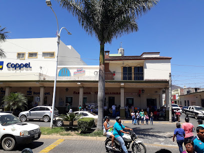 Farmacia Guadalajara Calle Reforma, 49800 Tuxpan, Jal. Mexico