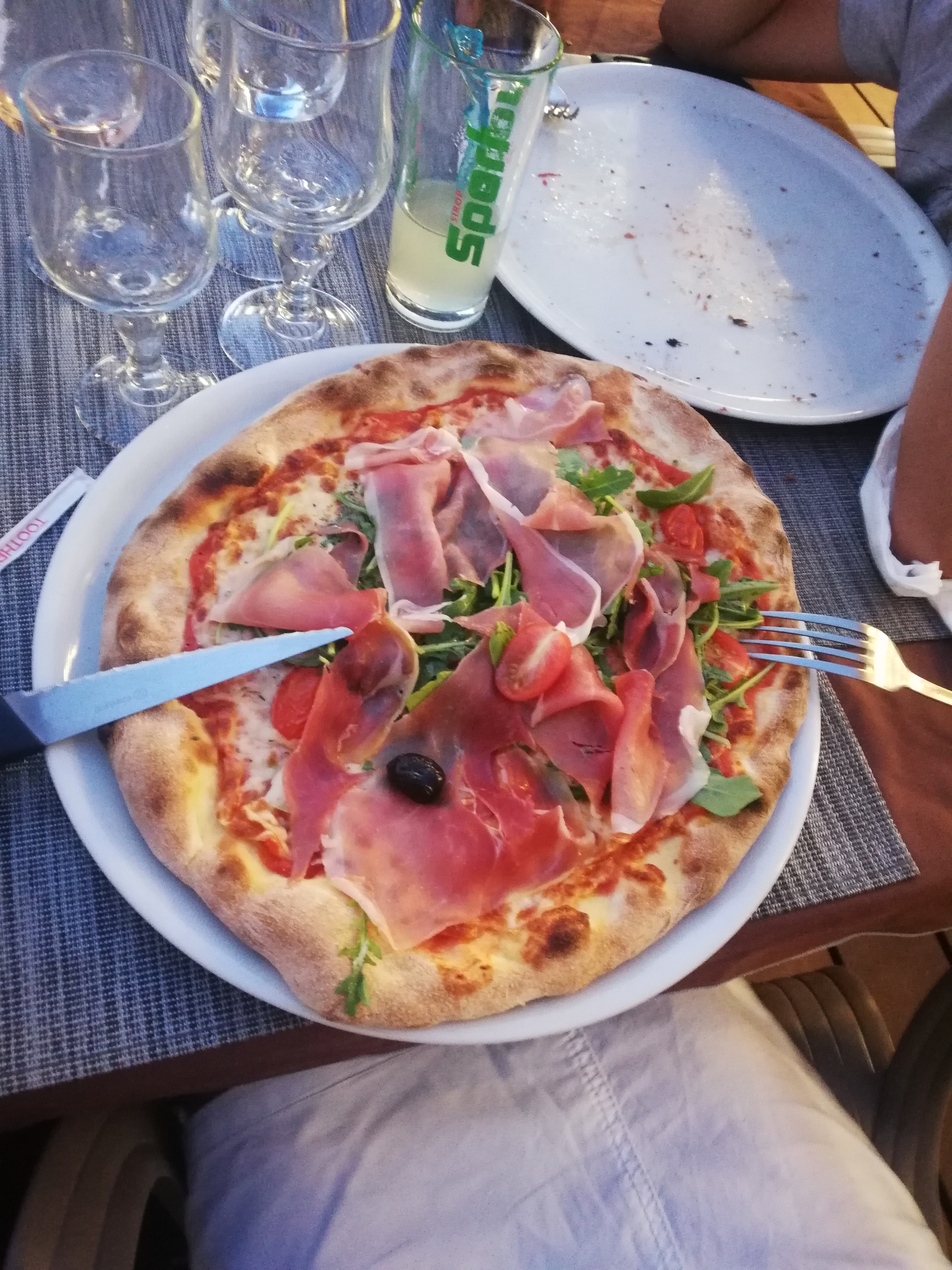 Photo n° 1 de l'avis de frine. fait le 21/07/2019 à 21:21