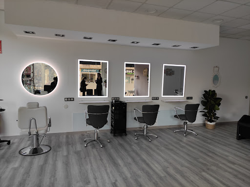 KionaBeauty Estilistas en Terrassa, Barcelona