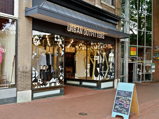 Clothing Store «Urban Outfitters», reviews and photos, 316 E Main St, Charlottesville, VA 22902, USA