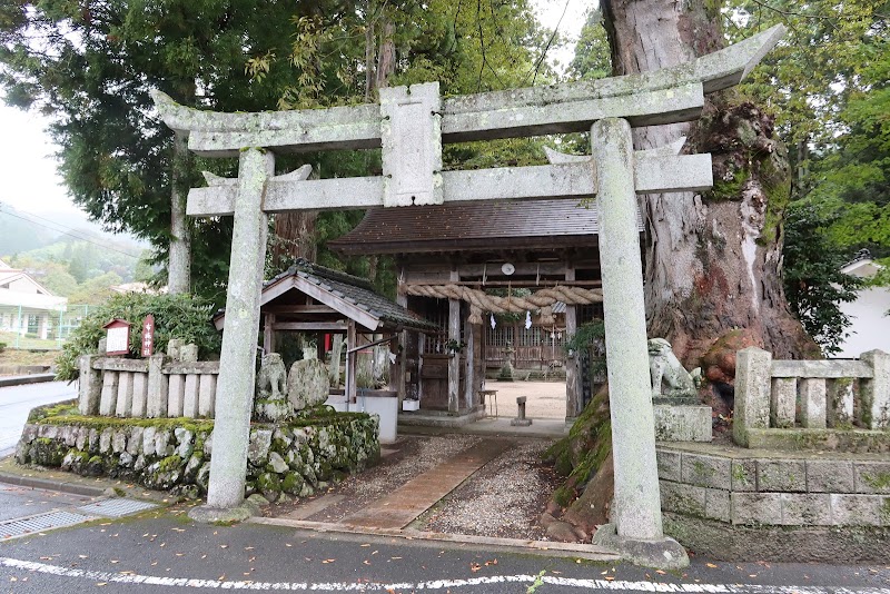 布施神社