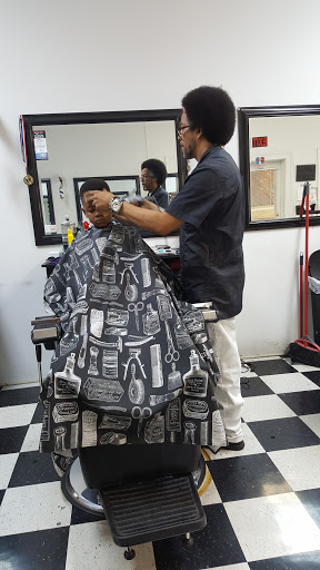 Barber Shop «Mr Clippers Barber Shop», reviews and photos, 95 3rd St NW, Winter Haven, FL 33881, USA