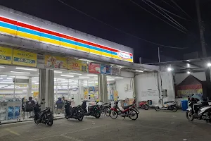 Indomaret Kesamben Barat image