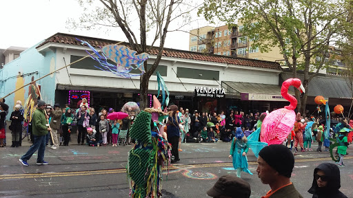 Coffee Shop «Batdorf & Bronson Coffeehouse», reviews and photos, 516 Capitol Way S, Olympia, WA 98501, USA