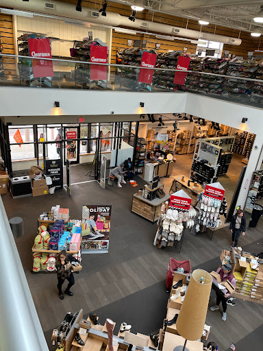 Shoe Store «DSW Designer Shoe Warehouse», reviews and photos, 60 NJ-17, Paramus, NJ 07652, USA