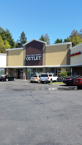 Book Store «Half Price Books Outlet», reviews and photos, 1520 Cooper Point Rd SW, Olympia, WA 98502, USA