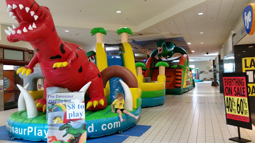 Clothing Store «Aéropostale», reviews and photos, 451 Eagle Ridge Mall Entrance, Lake Wales, FL 33859, USA