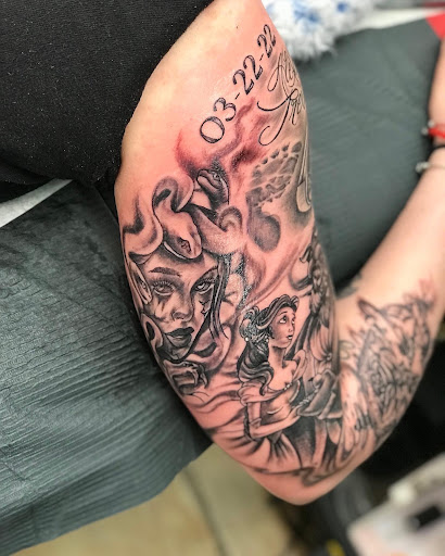 Find simple heart tattoo ideas for your next unique tattoo in Baytown at Big Juniors Tattoos