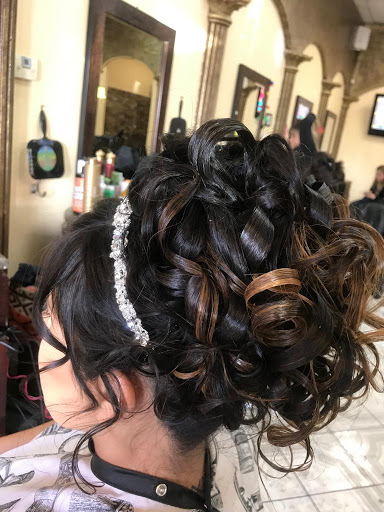 Beauty Salon «Arte Y Creacion Beauty Salon», reviews and photos, 3202 E Greenway Rd, Phoenix, AZ 85032, USA
