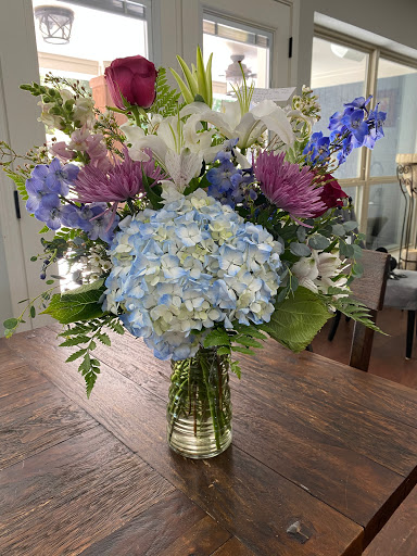 Florist «Roanoke Florist», reviews and photos, 500 US-377, Roanoke, TX 76262, USA