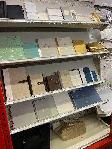 Office Supply Store «Staples», reviews and photos, 933 Montgomery Ave, Narberth, PA 19072, USA