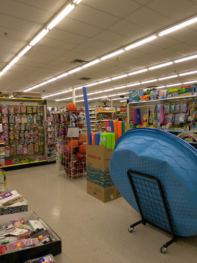 Discount Store «Dollar General», reviews and photos, 62 N Londonderry Square, Palmyra, PA 17078, USA