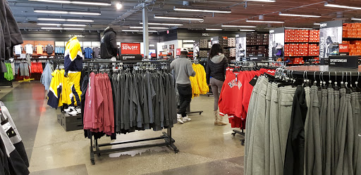 Clothing Store «Nike Factory Store», reviews and photos, 600 Bluebird Ct, Central Valley, NY 10917, USA