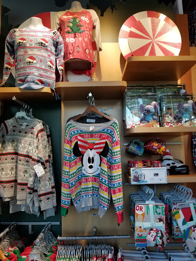 Toy Store «Disney Store», reviews and photos, 395 Santa Monica Place, Santa Monica, CA 90401, USA