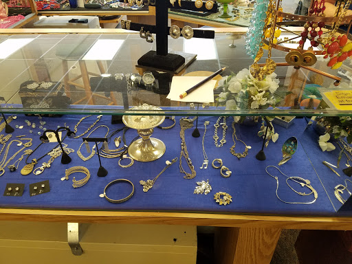 Thrift Store «Top Drawer Thrift», reviews and photos, 4902 Burnet Rd, Austin, TX 78756, USA