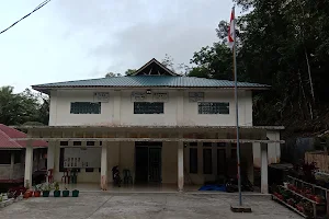 Gedung Balai Serbaguna Desa HILIZIA LAURU image