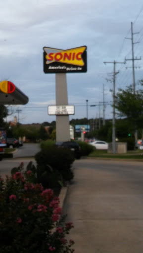 Fast Food Restaurant «Sonic Drive-In», reviews and photos, 1331 Bell Rd, Antioch, TN 37013, USA