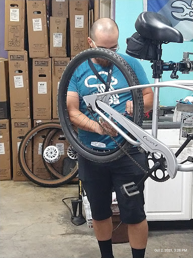 Bicycle Store «City Bike Tampa», reviews and photos, 208 E Cass St, Tampa, FL 33602, USA