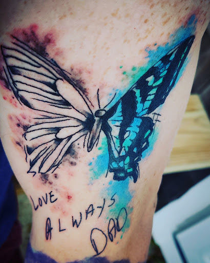 Tattoo Shop «Coastline Tattoo Studio - Provincetown», reviews and photos, 290A Commercial St, Provincetown, MA 02657, USA