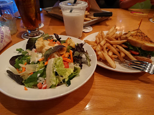 Shopping Mall «Bridgepointe Shopping Center», reviews and photos, Bridgepointe Pkwy, San Mateo, CA 94404, USA