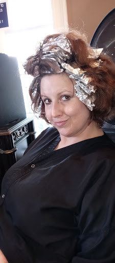 Nail Salon «Profiles Hair Salon», reviews and photos, 1185 Green St SE, Conyers, GA 30012, USA