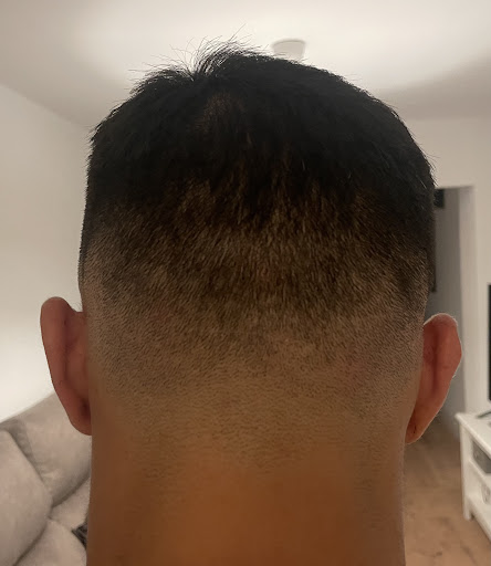 Vidal Peluquero Nueva andalucia en Almería, Almería