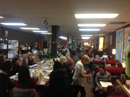 Shoe Store «Gimres Shoe Store Hillsboro», reviews and photos, 256 E Main St, Hillsboro, OR 97123, USA